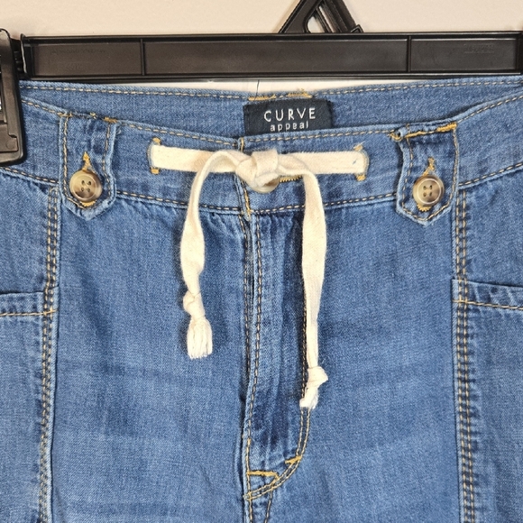 Curve Appeal Women's 6/28 Lightweight Denim Wide Leg Cropped Jeans - Picture 3 of 14